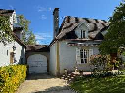 An Attractive Béarnaise House with Guest Annex & 3.6HA of Land