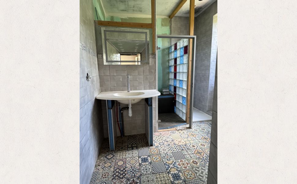 An Historic Immeuble Au Coeur de la Cité Médiéval de Sauveterre de Béarn