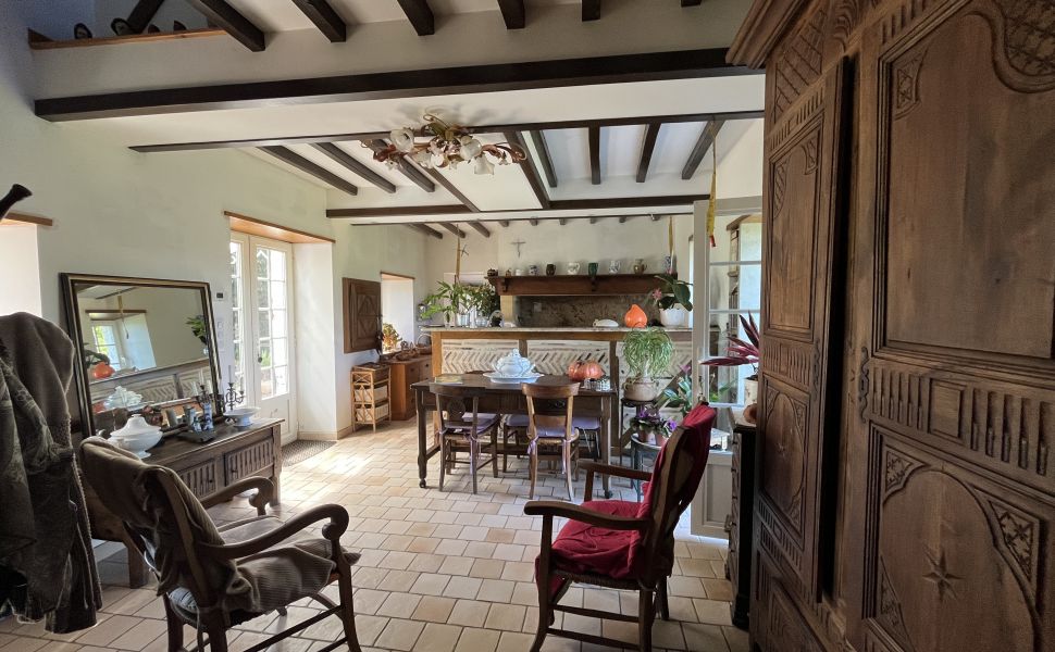 Charmante Ferme Béarnaise Rénovée avec soin; 3 chambres, Grange et Vue Pyrénées