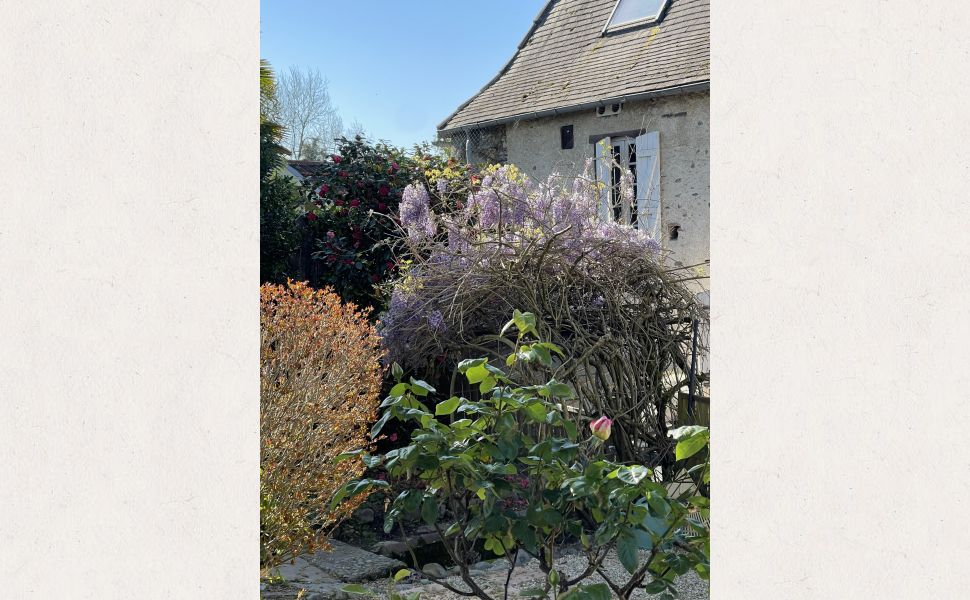 Rare, propriété authentique du XIVe siècle avec jardin et vues Pyrénées