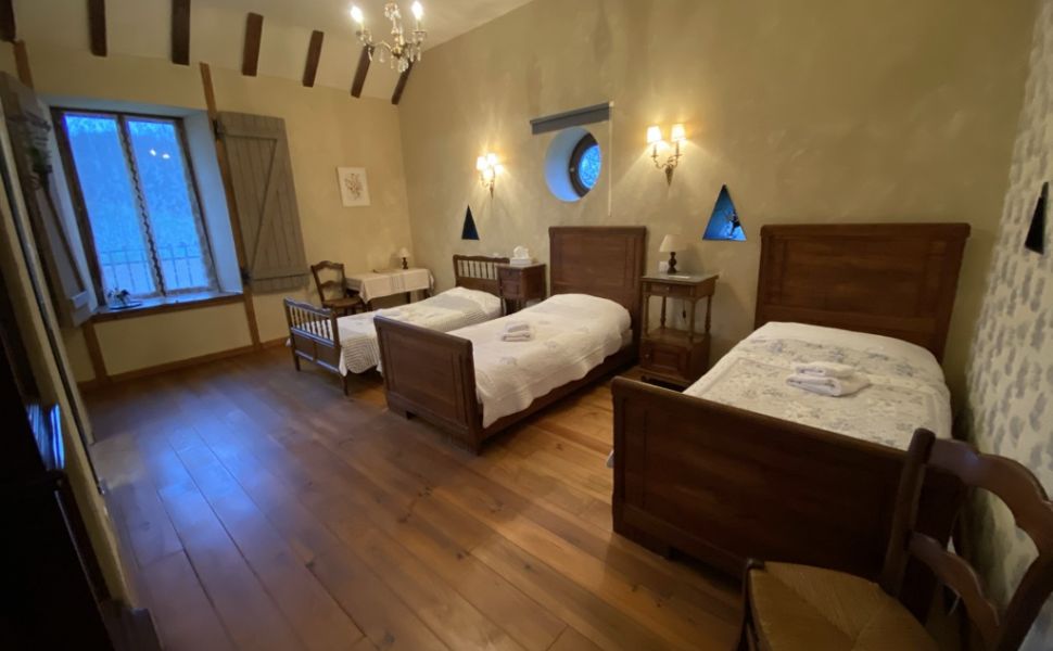 A Delightful Ensemble of Multiple Dwellings in a Beautiful Rural Setting with Pyrenean Views