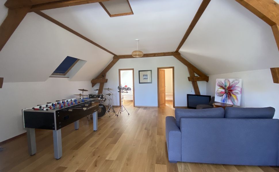 An Elegant Maison de Maître with Tennis Court; Heated Saltwater Pool; Guest Wing & 4 HA