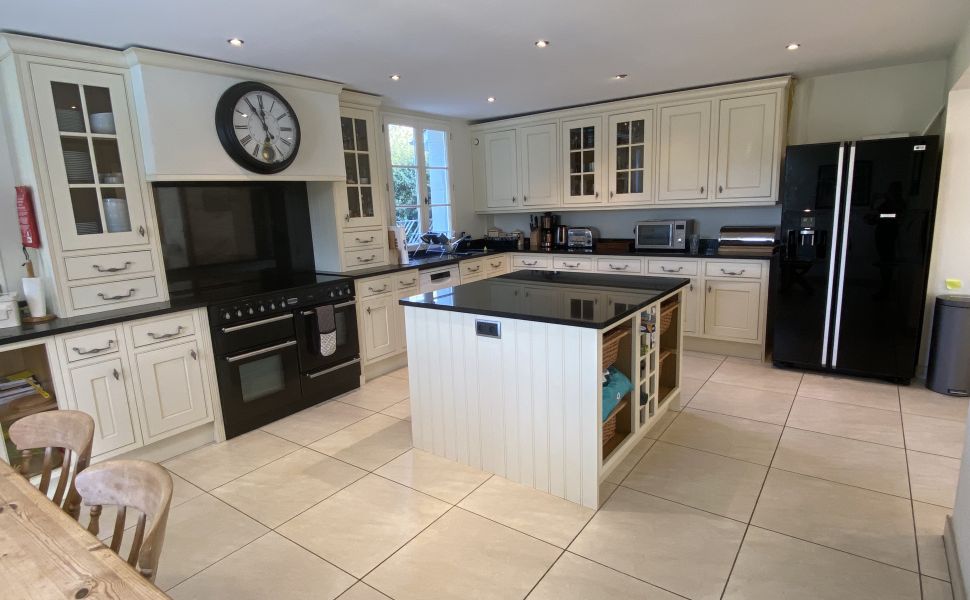 An Elegant Maison de Maître with Tennis Court; Heated Saltwater Pool; Guest Wing & 4 HA