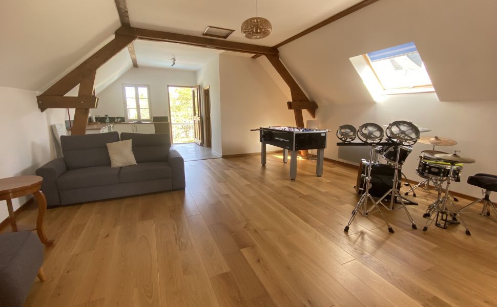 An Elegant Maison de Maître with Tennis Court; Heated Saltwater Pool; Guest Wing & 4 HA