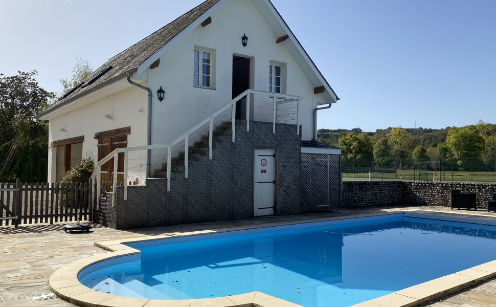 An Elegant Maison de Maître with Tennis Court; Heated Saltwater Pool; Guest Wing & 4 HA