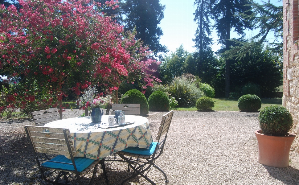 An Exquisite 18C Chateau with Pyrenean Views and 2.4 Hectares