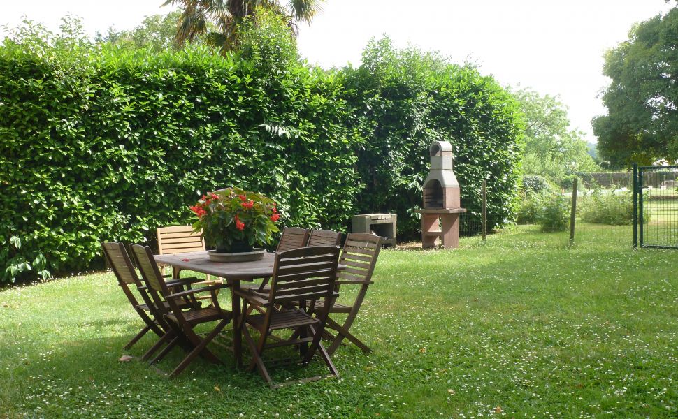 Magnificent 18th Century Maison de Maitre and Coach House with Pool