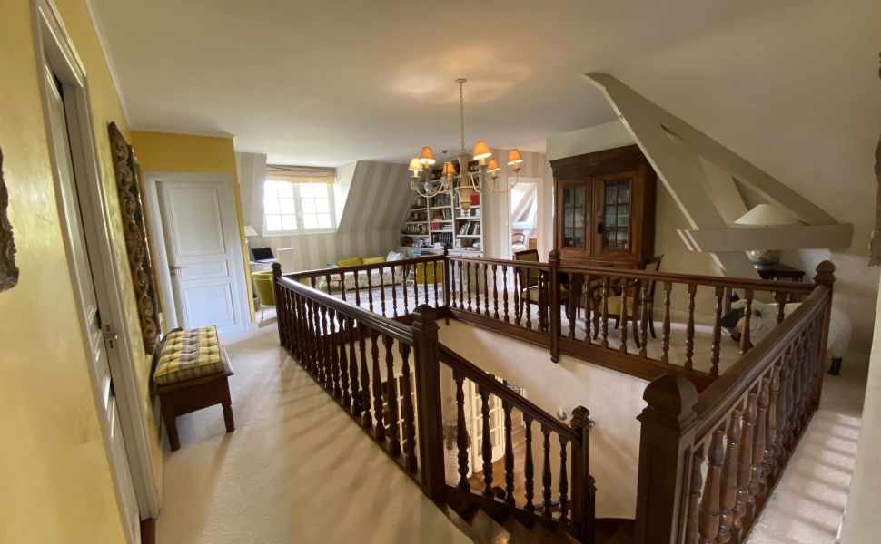 A Beautiful Contemporary Property with Charming Flowery Gardens in Heart of a Lovely Landaise Town