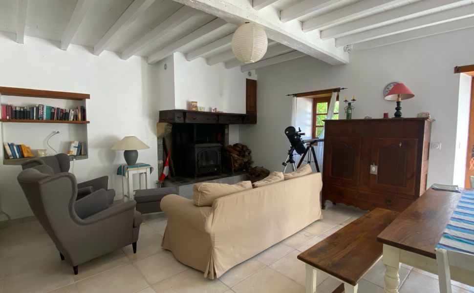 An Enchanting Former Bergerie In Secluded Tranquility With Outstanding Views
