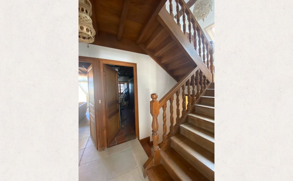 An Enchanting Former Bergerie In Secluded Tranquility With Outstanding Views