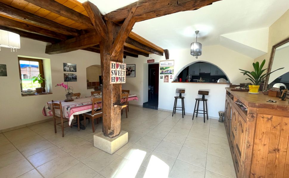Rare & Unique Farmhouse from the 15C with Guest Annex