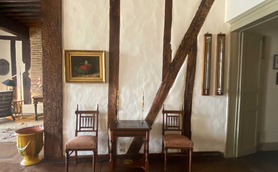 Magnifique Hôtel Particulier de 14eme au cœur d'une des plus belles bastides Landaise 