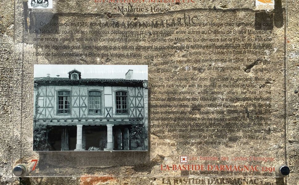 Magnifique Hôtel Particulier de 14eme au cœur d'une des plus belles bastides Landaise 