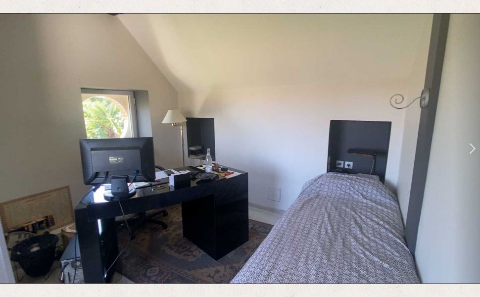 Delightful Turn Key Property, Heart of Saint Sever, Generous Gardens, Just 1hr to Ocean