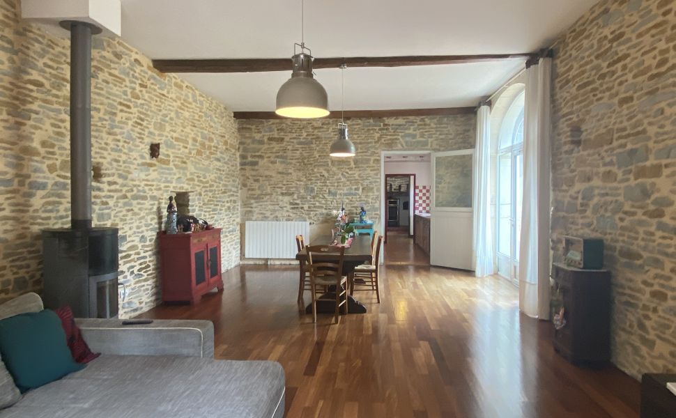 Situation Bucolique Pour Ce Magnifique Ensemble Ferme Béarnais