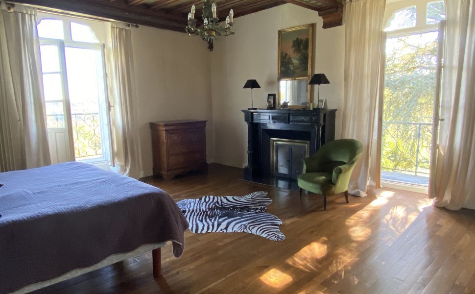 A Substantial Country Residence with a Commanding Hilltop Position, Pyrenean Views & 9.4HA 