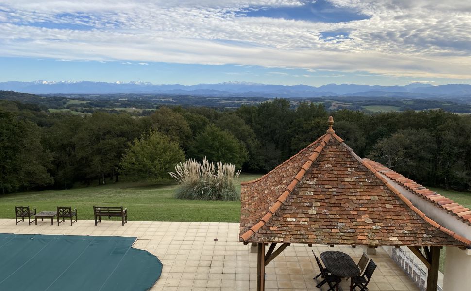Splendid Bearnaise Villa with Panoramic Views of the Pyrenees Mountains