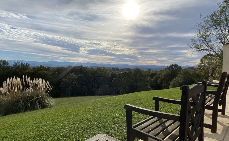 Splendid Bearnaise Villa with Panoramic Views of the Pyrenees Mountains