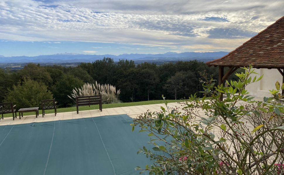 Splendid Bearnaise Villa with Panoramic Views of the Pyrenees Mountains