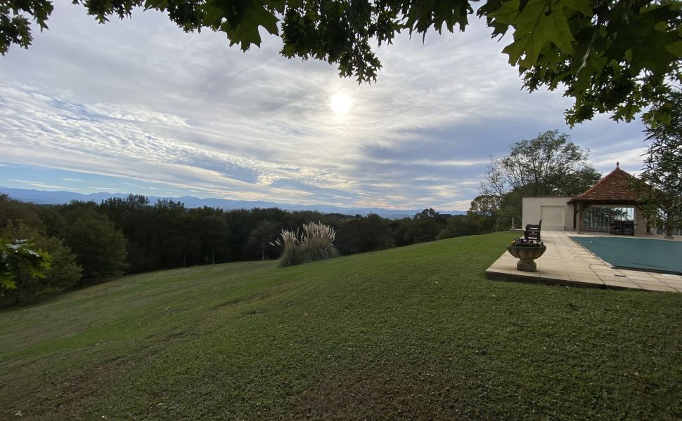 Splendid Bearnaise Villa with Panoramic Views of the Pyrenees Mountains
