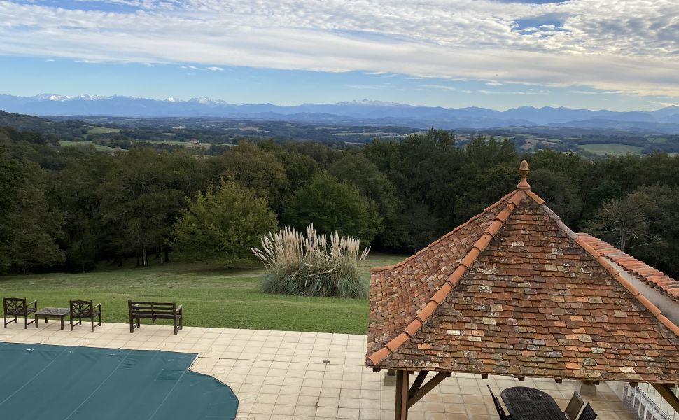 Splendid Bearnaise Villa with Panoramic Views of the Pyrenees Mountains