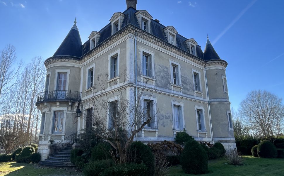 An Elegant & Quintessentially French Château on 2.2HA with Pool & Outbuildings