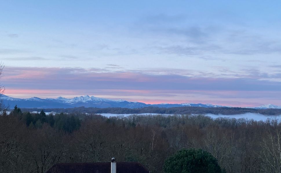 Family Home with Pyrenean Mountain Views; Pau; Jurancon Wine Region; Close to local Amenities