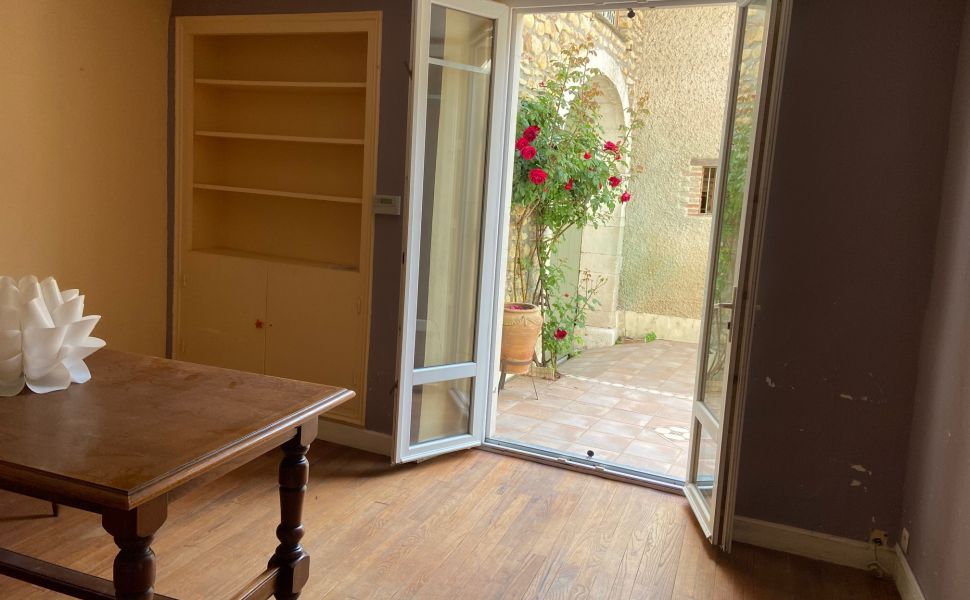 Jolie Maison du Village en Pierre, avec Jardin et Grange Attenante à 30 minutes de Pau