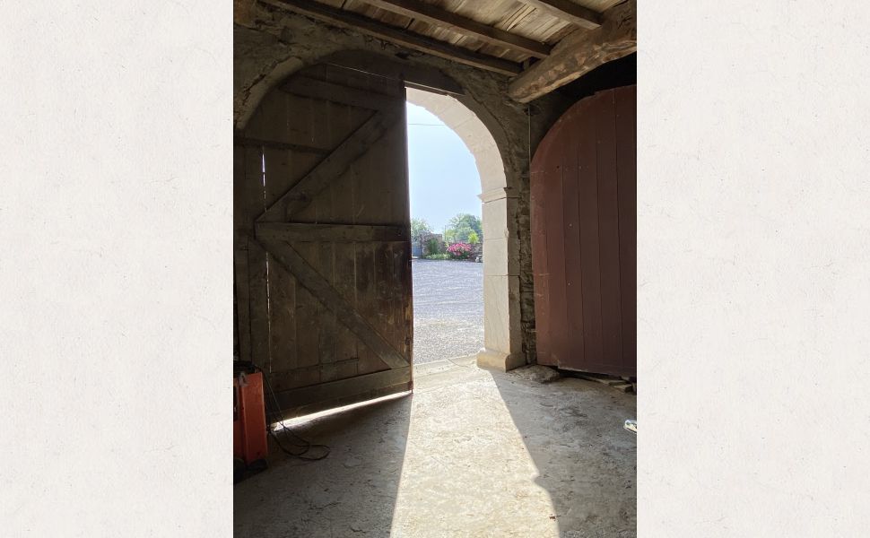 Corps de Ferme 19ème Siècle Avec 2.7 Hectares du Terrain Privé