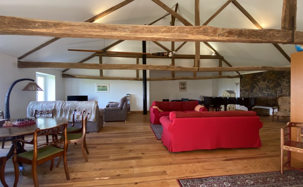 Magnificent 18C Ensemble Bearnaise With Pool, Terrasse And Majestic Mountain Views In 3.2 Hectares