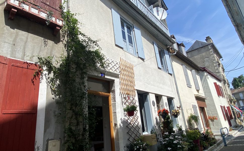 Charming Town House in Popular Thermal Spa Town
