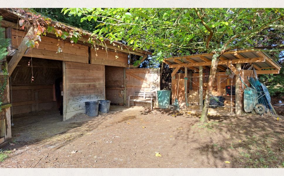 A Splendid & Unique Country Home with Exceptional Pyrenean Mountain Views!!