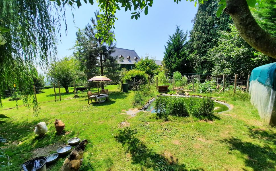 A Splendid & Unique Country Home with Exceptional Pyrenean Mountain Views!!