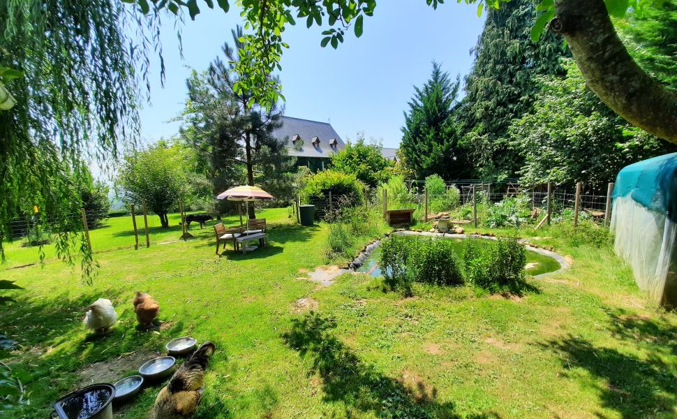 Splendide et unique maison de campagne avec une vue exceptionnelle sur les montagnes Pyrénées !!