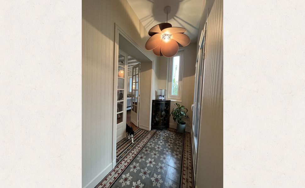 Desirable Turn Key Property, Heart of Saint Sever, Generous Gardens, Just 1hr to Ocean