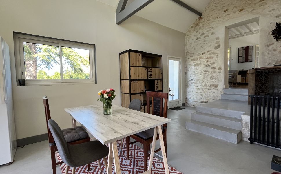 Desirable Turn Key Property, Heart of Saint Sever, Generous Gardens, Just 1hr to Ocean
