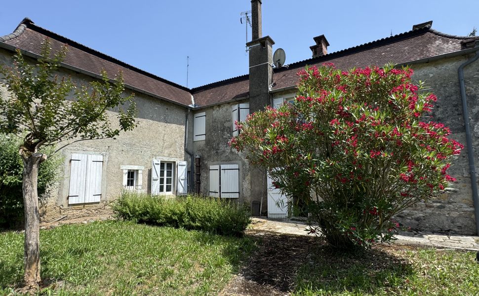 Charmant Maison de Village du XVIIIe au Coeur d'Un Village Touristique