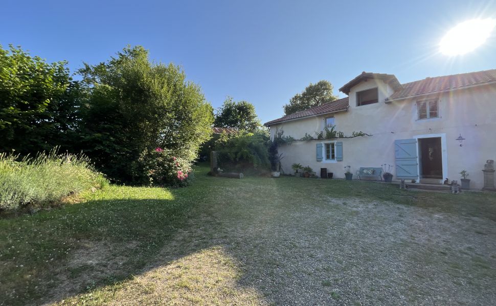 Maison de Campagne de Caractère au cœur de la Chalosse