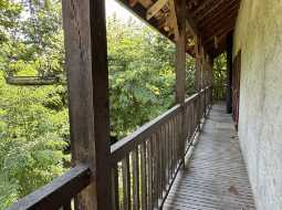 Historic property in the heart of the Medieval town of Sauveterre de Bearn