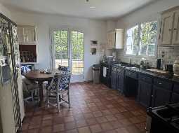 A Beautifully Presented 4 Bed Neo-Bearnaise Villa With Pool And Mountain Views