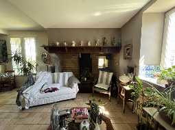 Charming & Thoughtfully Renovated 3 bedroom Béarnaise Farmhouse with Large Barn