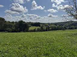 Élégante demeure de campagne du XVIII? siècle avec 2 gîtes, grange et 5,8 ha de terrain