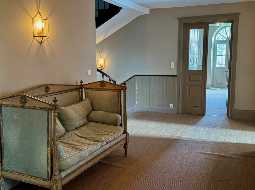 Vaste Demeure de Village du XVIII avec 9 Chambres, Piscine au Sel & Vue Pyrénées