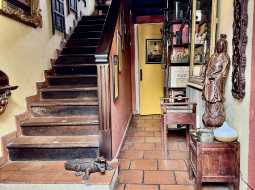 Rare, propriété authentique du XIVe siècle avec jardin et vues Pyrénées