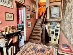 Rare, propriété authentique du XIVe siècle avec jardin et vues Pyrénées