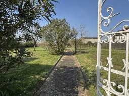 Demeure de Village de Caractère avec accès direct à la Rivière