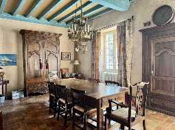 Demeure de Village de Caractère avec accès direct à la Rivière