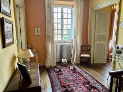 Demeure de Village de Caractère avec accès direct à la Rivière