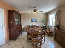 Bearnaise Hilltop Property in an Acre of Private Gardens with Swimming Pool and Mountain Views