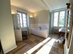 A Charming & Professionally Renovated 17C Chateau with 1.4 hectares of land